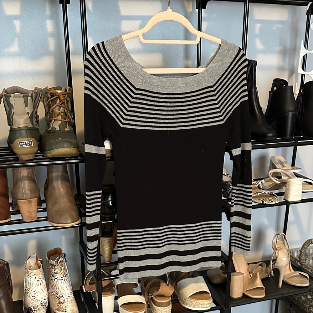 Market & Spruce Black and Gray Striped Sweater
